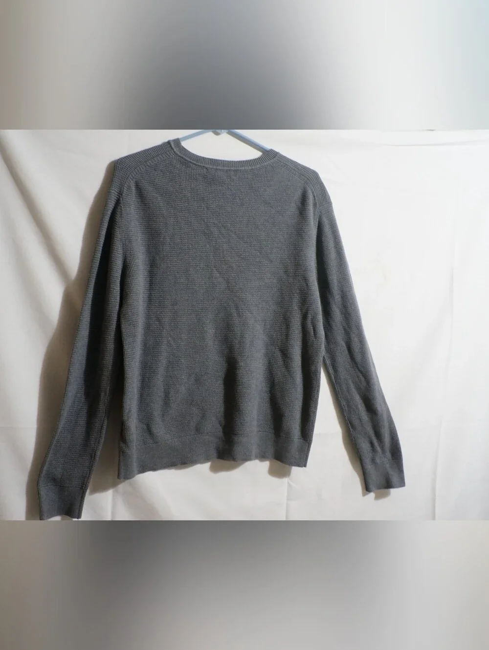 Banana Republic Supima Cotton Waffle Knit Crewneck Sweater Size Meduim Gray